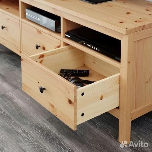 Комод или тумба под тв IKEA Hemnes