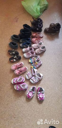 Детская обувь сандали и ботинки для мальчиков