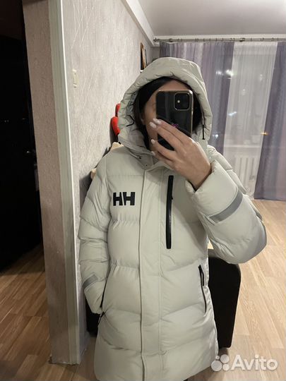 Пуховик зимний Helly Hansen женский