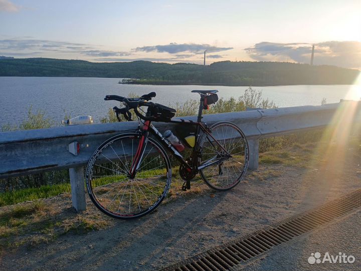 Шоссейный велосипед Cube