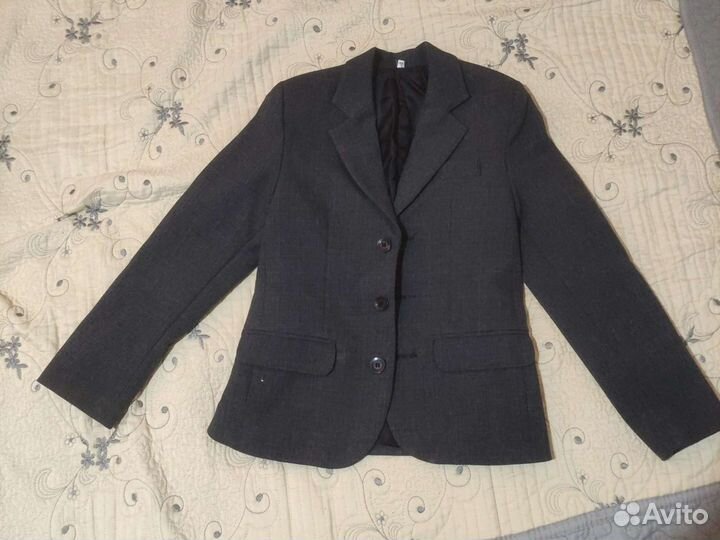 Школьный пиджак