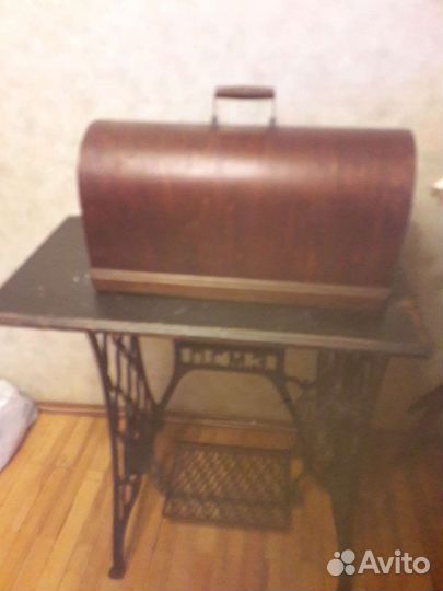 Швейная машинка gritzner durlach на станине пгмз в