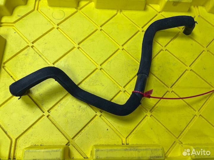 Патрубок (трубопровод, шланг) Audi A8 D4/4H 2012