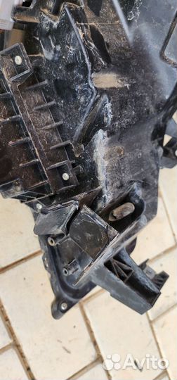 Фара головного света левая mitsubishi asx 2021