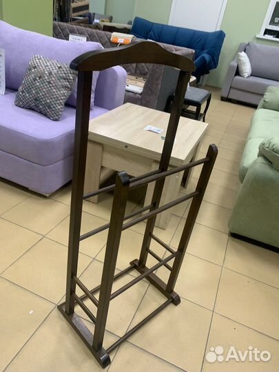 Вешалка напольная