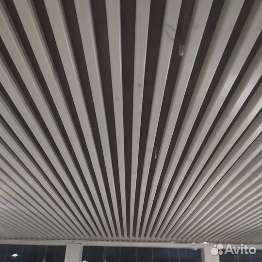 Декоративные рейки на стену и потолок