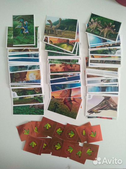 Наклейки и фишки Смотри динозавры