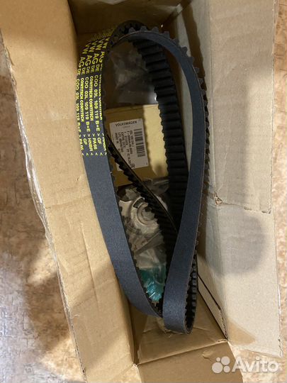 Оригинальный ремкомплект грм