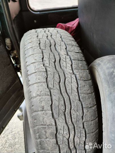 Bridgestone Dueler H/T 687 225/65 R17