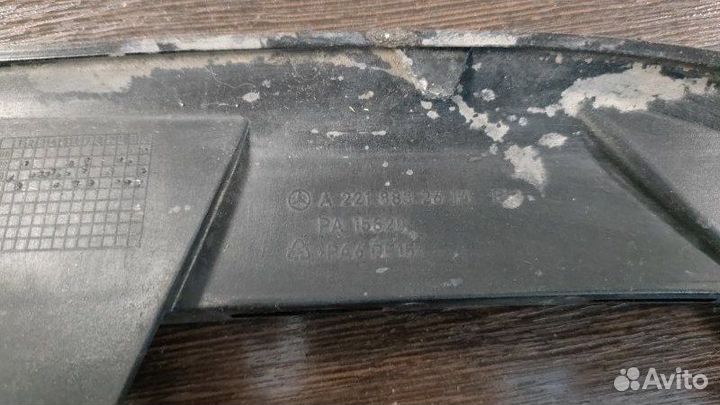 Кронштейн бампера задний правый Mercedes S 500