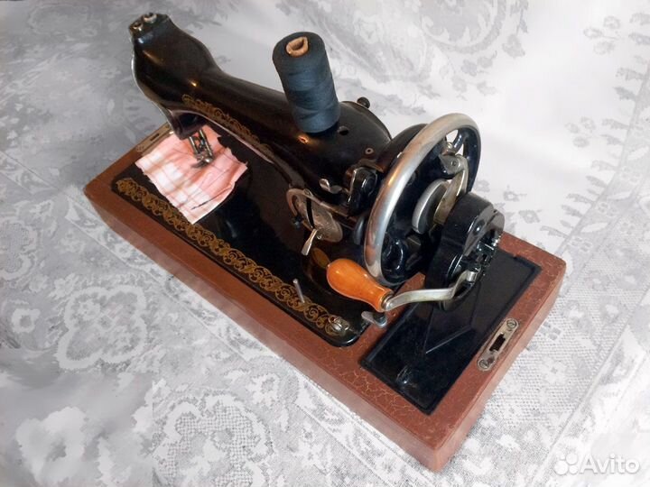 Швейная машина ручная класс 1-М и колпак Подольск