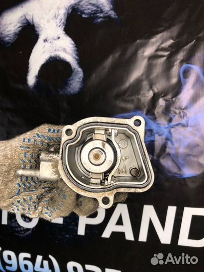 Термостат Mercedes A6112000715