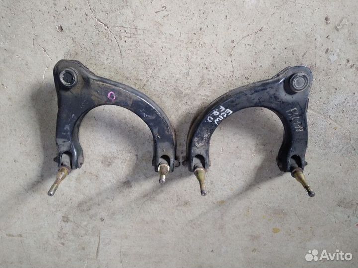 Верхний рычаг Mitsubishi Galant, Legnum 96 - 03 г