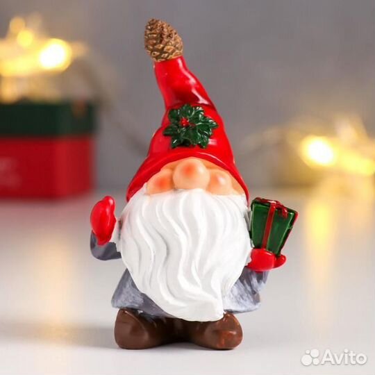 Фигурка новогодняя 