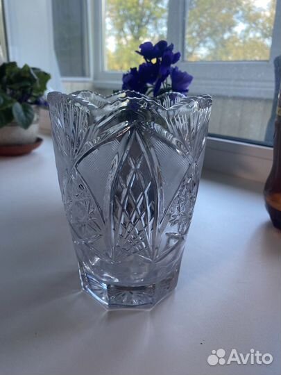 Хрустальная ваза