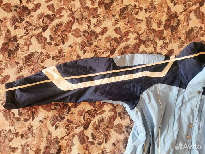 Куртка спортивная горнолыжная