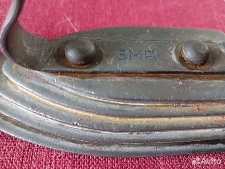 Старинные манжетные утюги