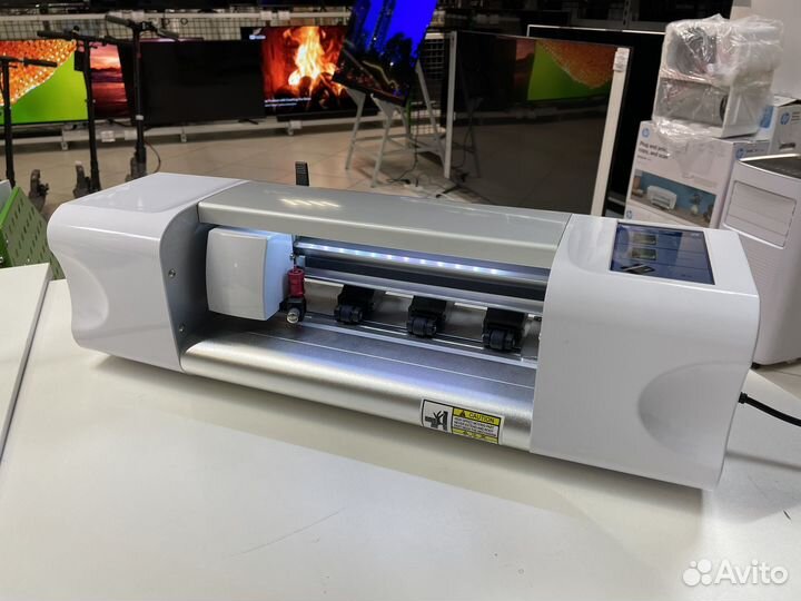 Плоттер CUT-A для резки гидрогелевой пленки