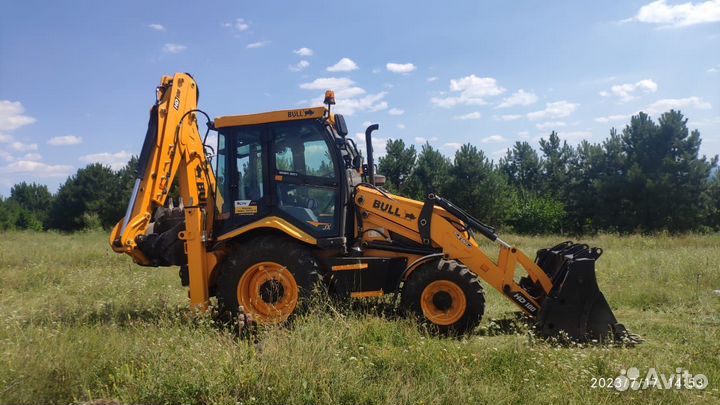 Экскаватор-погрузчик Bull HD100, 2023
