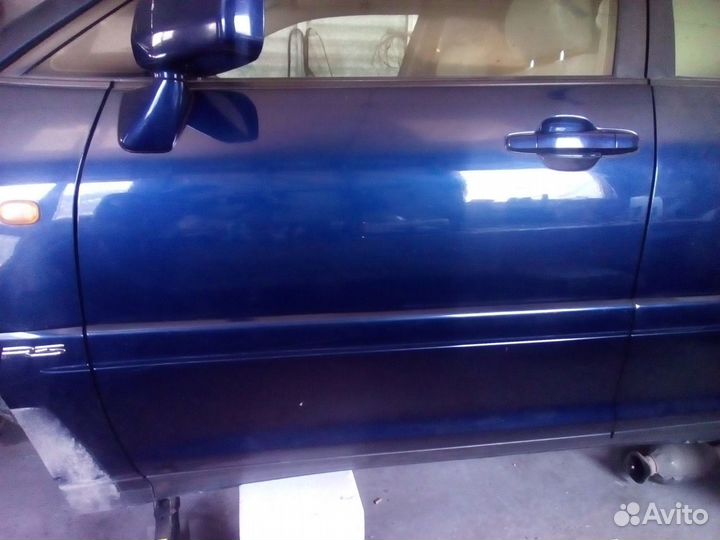 Дверь передняя левая Тойота Харриер