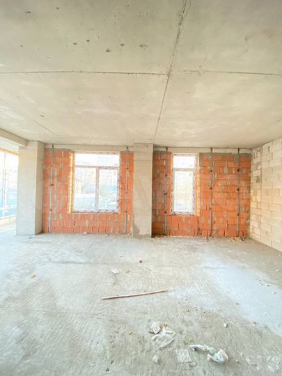 2-к. квартира, 72 м², 3/14 эт.