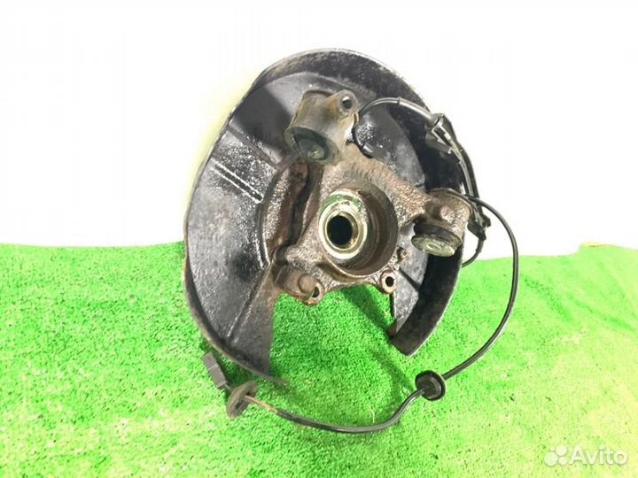 Кулак поворотный задний правый Audi A6 C5 ASN 3.0