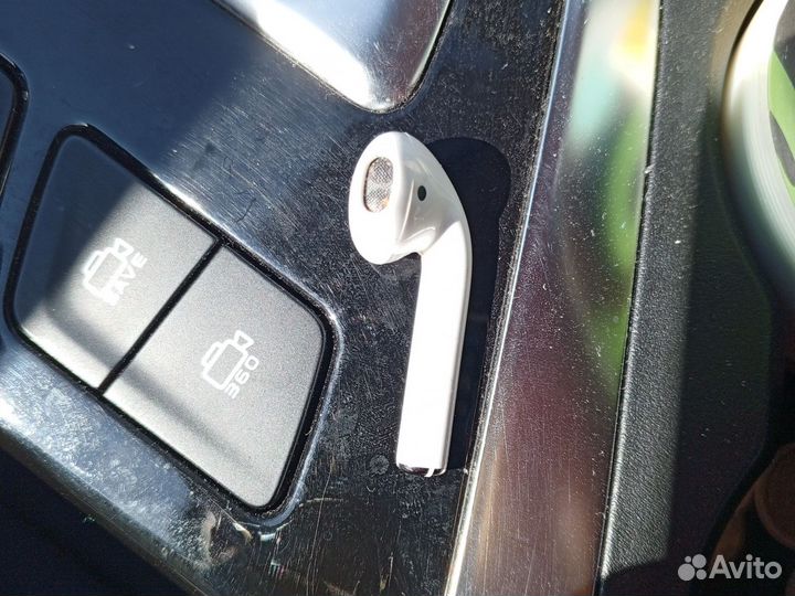 Apple airpods наушник 1 левый