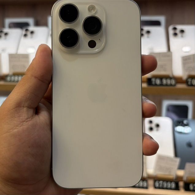 iPhone 16 Pro, 256 ГБ, SIM + eSIM