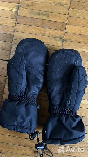 Горнолыжные перчатки