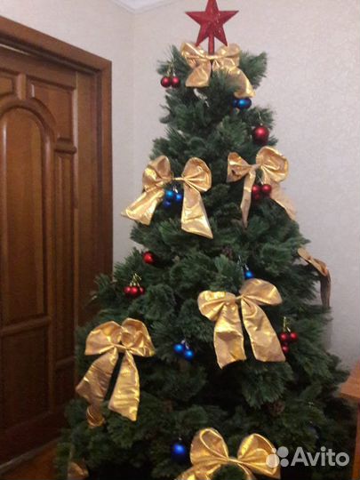 Елка искусственная