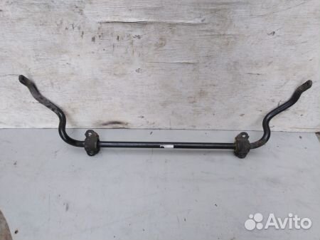 Стабилизатор передний