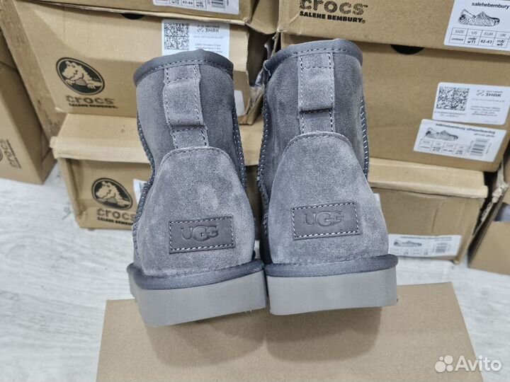 Ugg classic mini II Grey