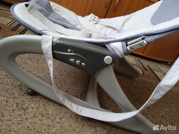 Шезлонг для малыша