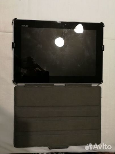 Планшетный компьютер Asus transformer Pad infinity