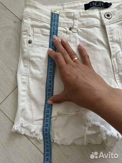 Шорты женские белые джинсовые