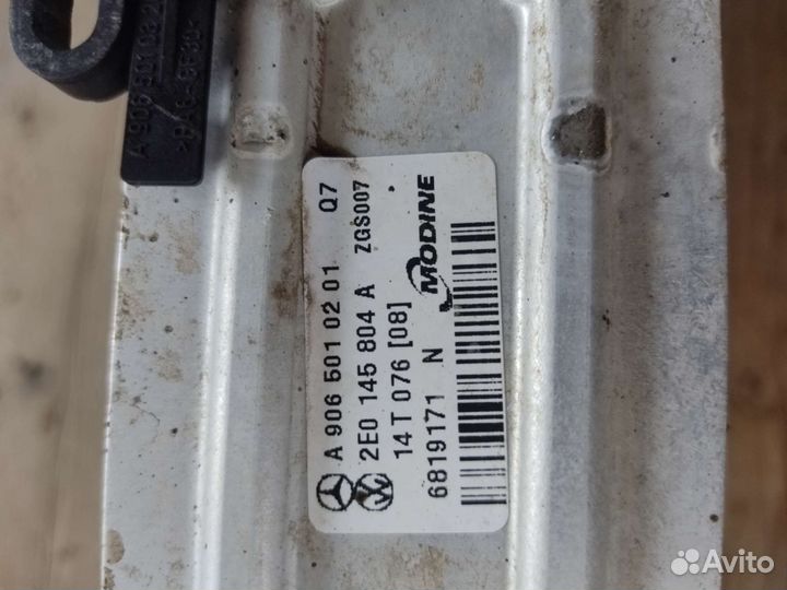 Радиатор интеркулера mercedes