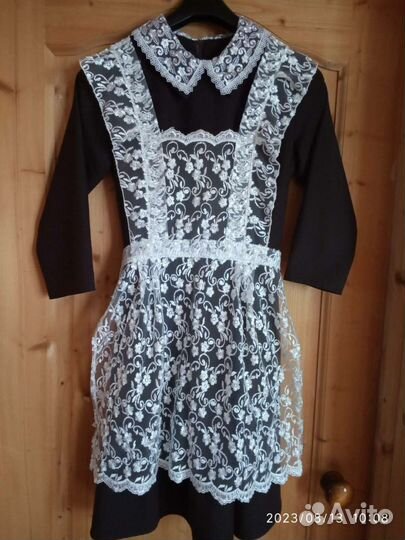 Платье школьное