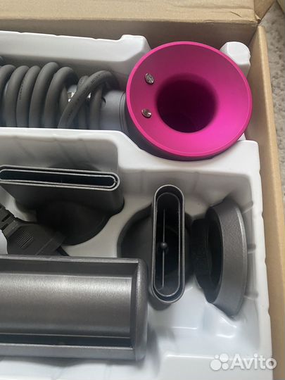 Фен для волос dyson