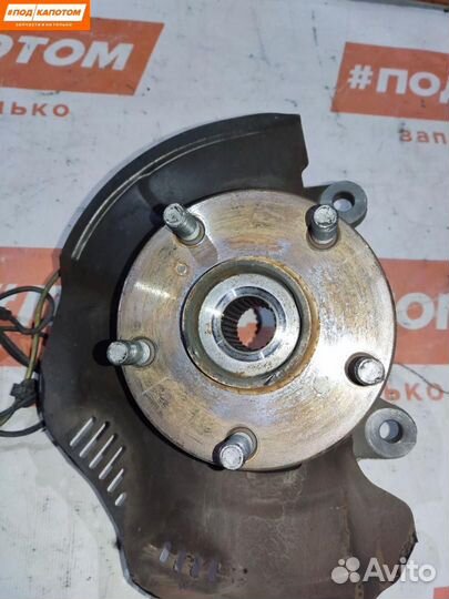 Кулак передний правый Toyota Corolla 4321112460