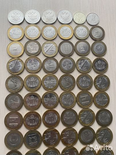 Юбилейные монеты и купюра