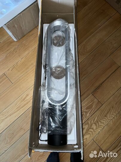 Безлоспасной вентилятор Dyson