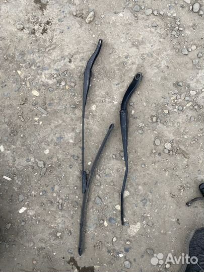 Поводки дворников Рено Логан 2