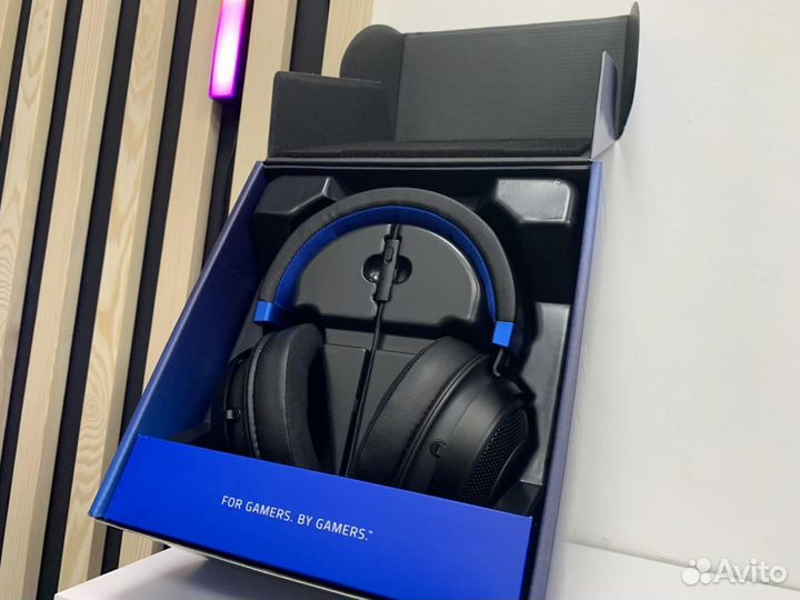 Игровые наушники Razer Kraken for console