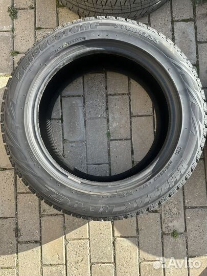 Bridgestone Blizzak Revo GZ 225/55 R17