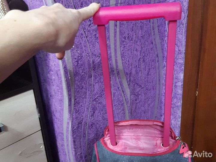 Чемодан на колесах для маленькой принцессы