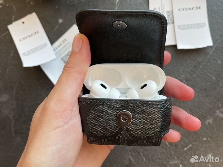 Чехол для наушников Coach AirPods Pro оригинал