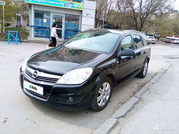 Opel Astra 1.6 МТ, 2012, 135 000 км