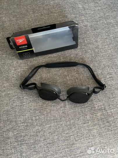 Очки для плавания speedo
