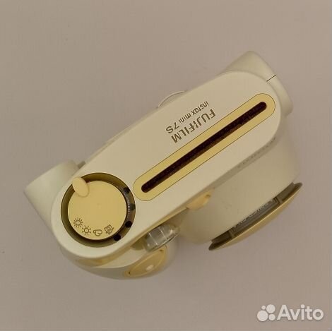 Фотоаппарат моментальной печати instax 7s