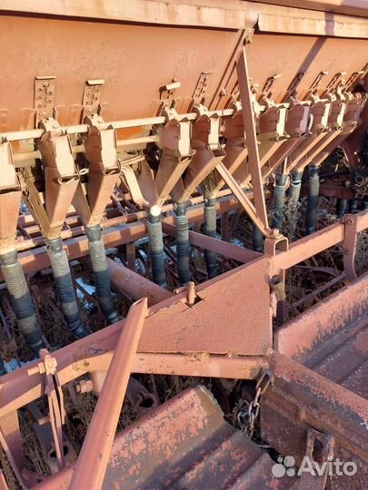 Сеялка Белинсксельмаш СЗ-5,4, 1998